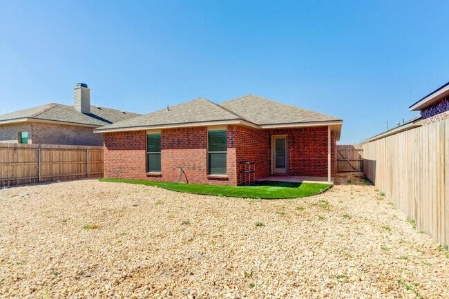 Building Photo - Priced to Lease! Beautiful West Lubbock Home with Modern Finishes, All Appliances Included & Acce...