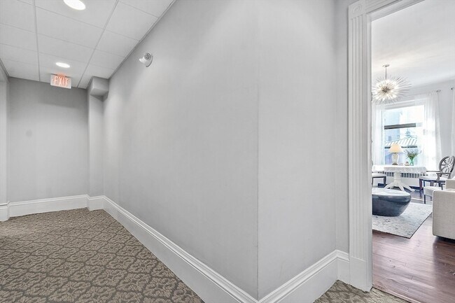 Building Photo - 271 Dartmouth St