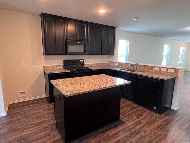 Building Photo - 25727 Pannier Pl