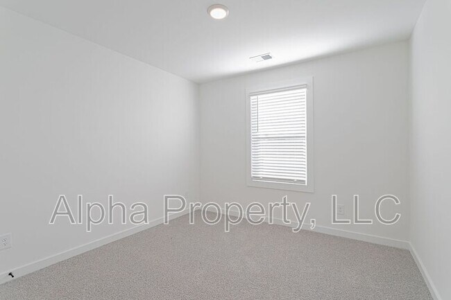 Building Photo - 1455 Darrowby Wy