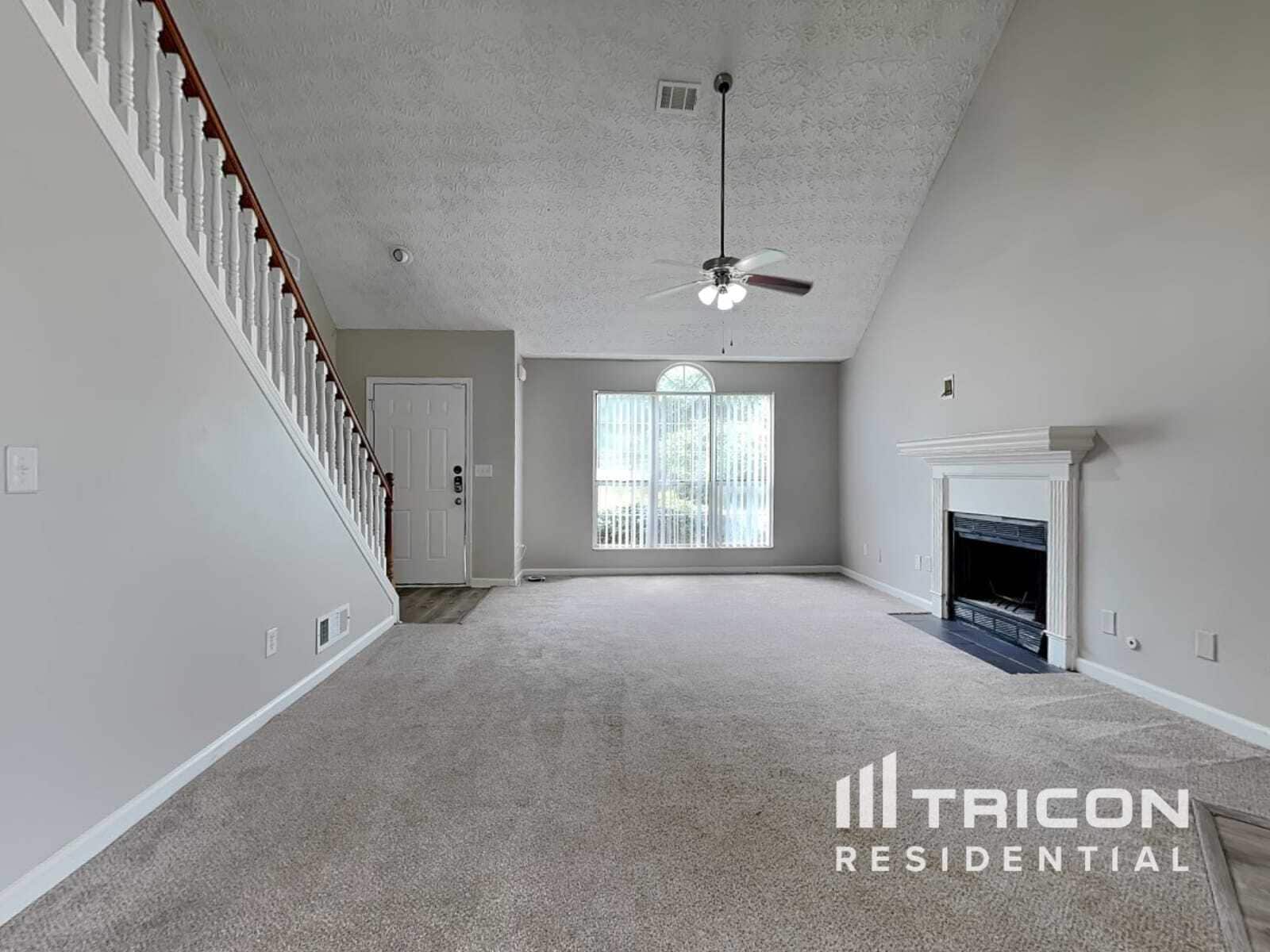 Building Photo - 1791 Killarney Dr SW