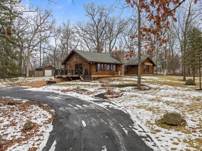 Building Photo - N1508 Wildwood Rd