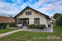 Building Photo - 2937 Chestnut St