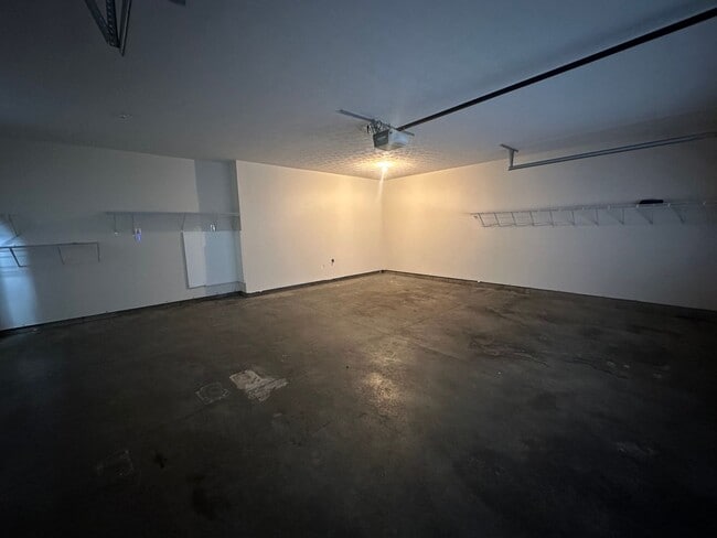 Building Photo - Spacious 2BR/2BA Townhome in Cobblestone For Rent - Two Car Garage!