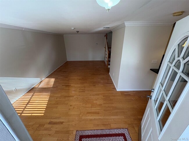 Building Photo - 586 Blue Ridge Dr