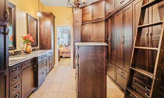 Building Photo - 8204 Kiawah Trce