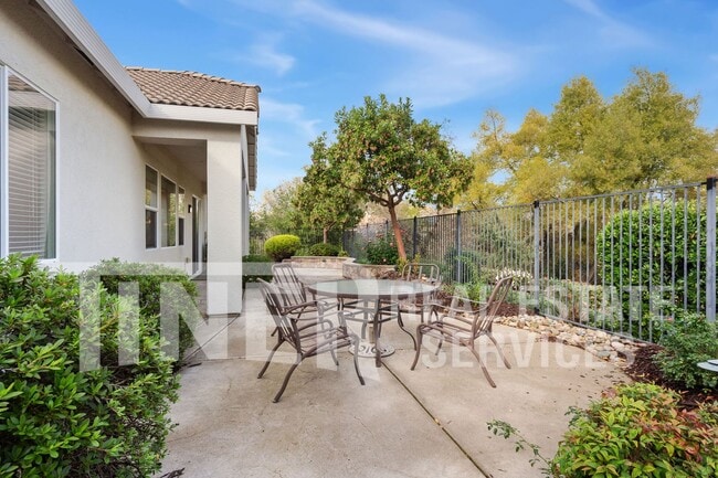 Building Photo - 6025 CreekBerry Wy