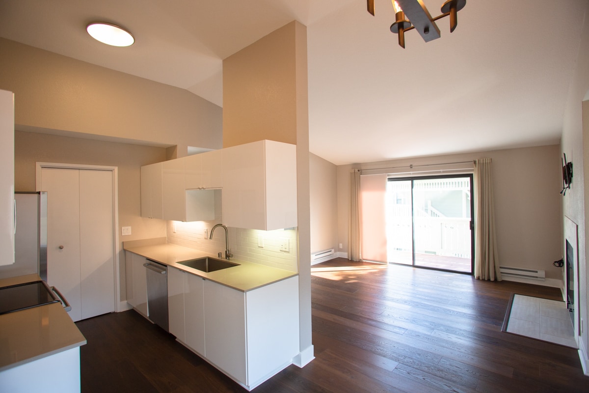 Kitchen to Living Room - 202 Shoreline Ct