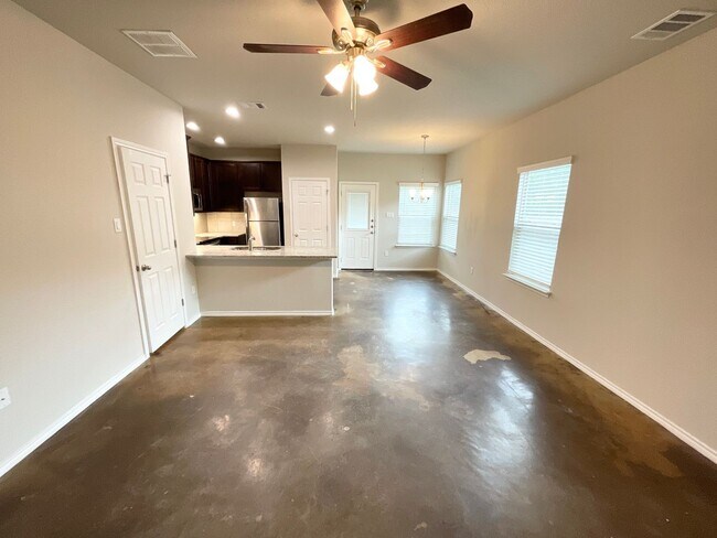Building Photo - Luxury 2-story | 3-bedroom | 2.5-bath  dup...