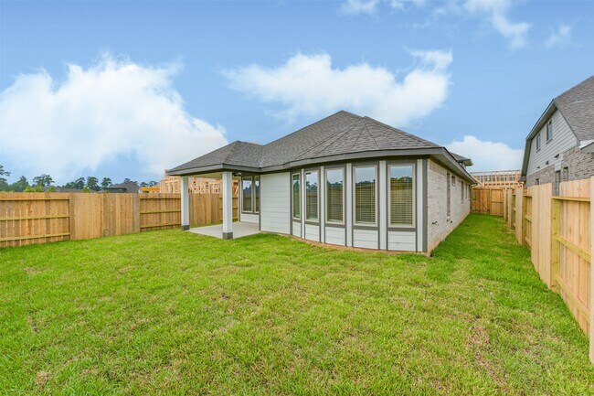 Building Photo - 455 Mathis Lk Ct