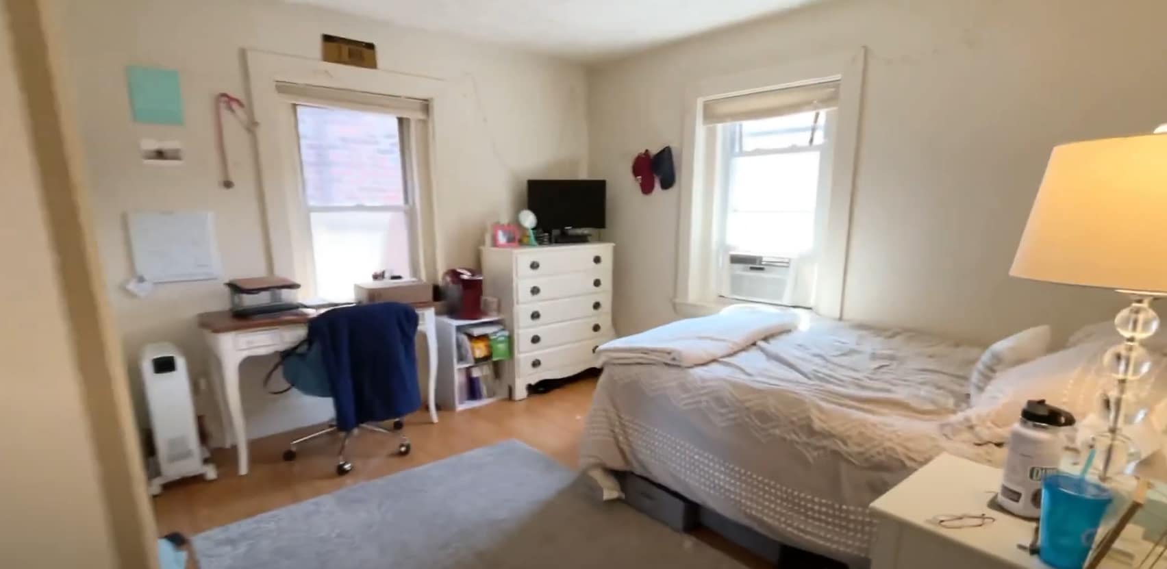 Building Photo - 2 Shepherd Ave