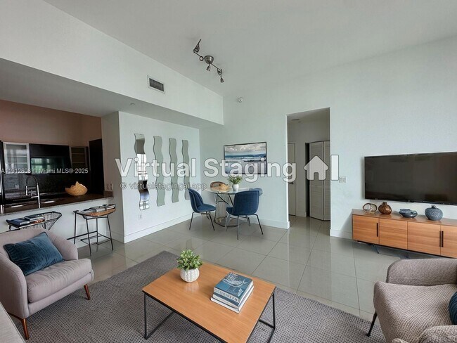 Building Photo - 950 Brickell Bay Dr