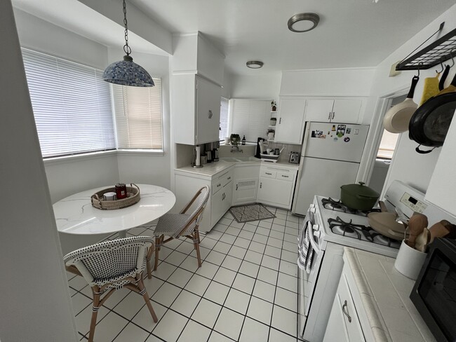 Current — kitchen - 4222 Jasmine Ave