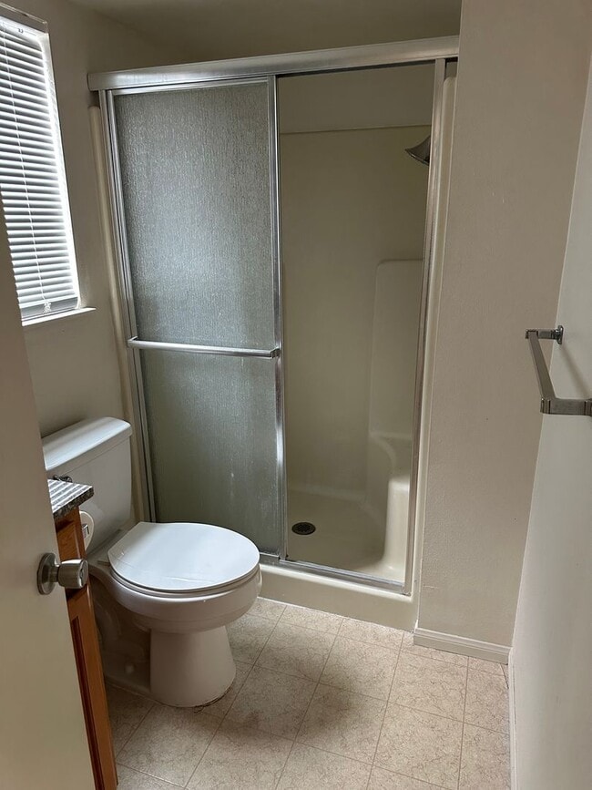 Building Photo - 1316 Chestnut St