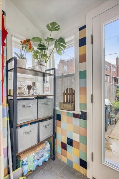 Building Photo - 1334 Downing St