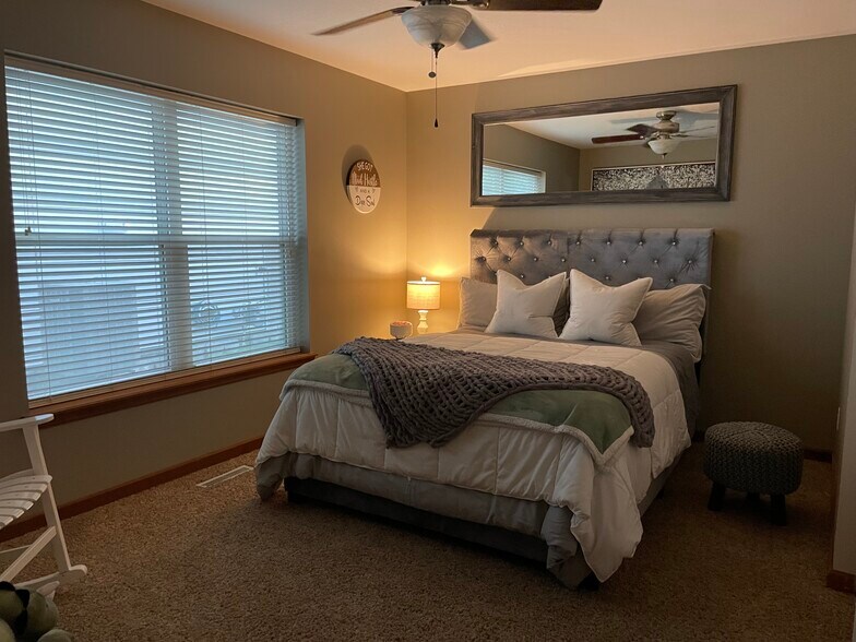 2nd Bedroom - 2045 Rosewood Dr NW