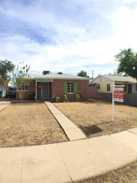 Building Photo - 1523 E Cambridge Ave