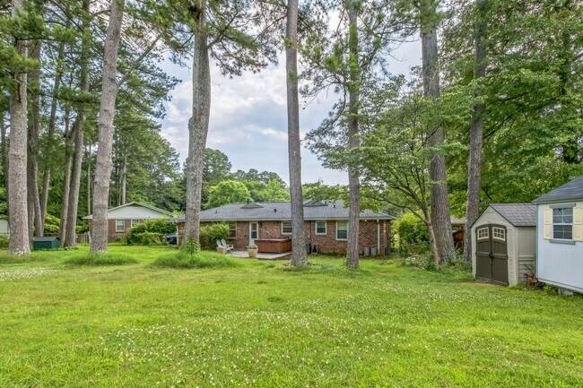 Building Photo - Charming 3BR House in Decatur