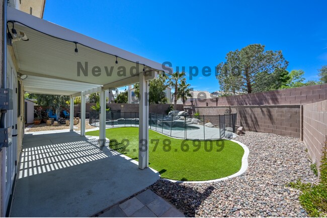 Building Photo - NW!!!  4 Bedrooms!!! Pool!! Spa!! Water Fa...