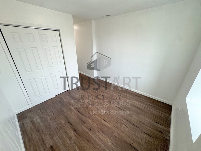 Building Photo - 2317 N 15th St