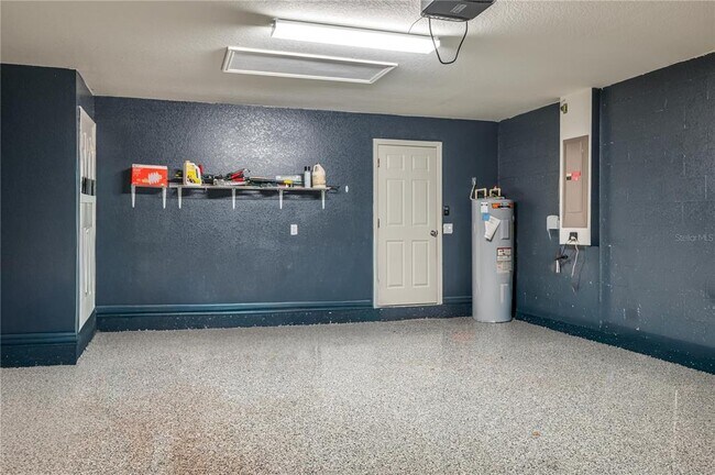 Building Photo - 501 Interlock St