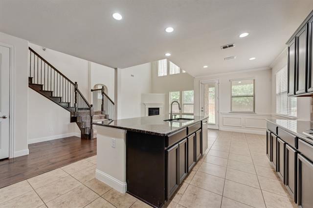 Building Photo - 1398 Caspian Dr