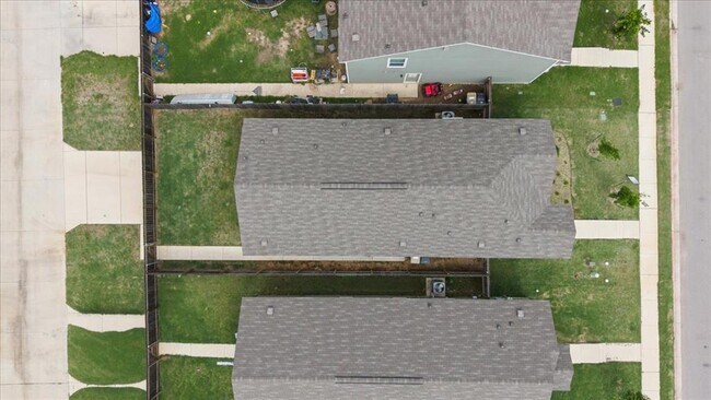Building Photo - 1220 Smallmouth Rd
