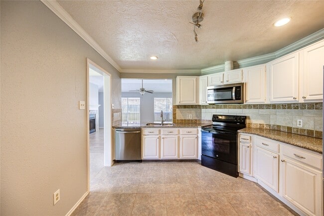 Building Photo - 13114 Nantucket Dr