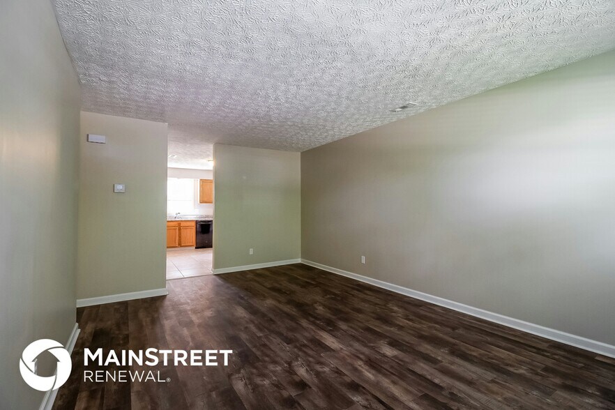 Building Photo - 2495 Willow View Ct