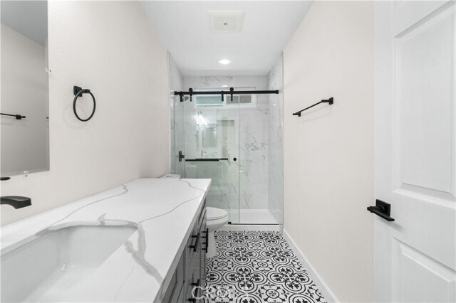 Building Photo - 523 W 12th St