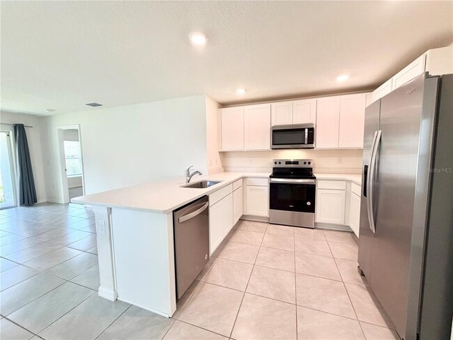 Building Photo - 31031 Silver Stage Dr
