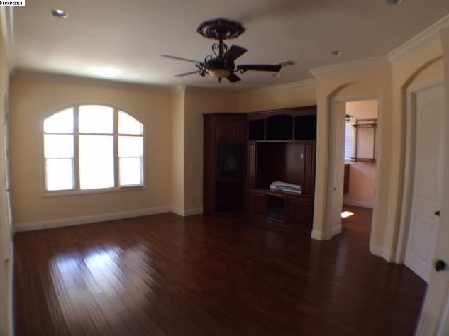 Building Photo - Extremely rare Fair Oaks Ranch executive r...