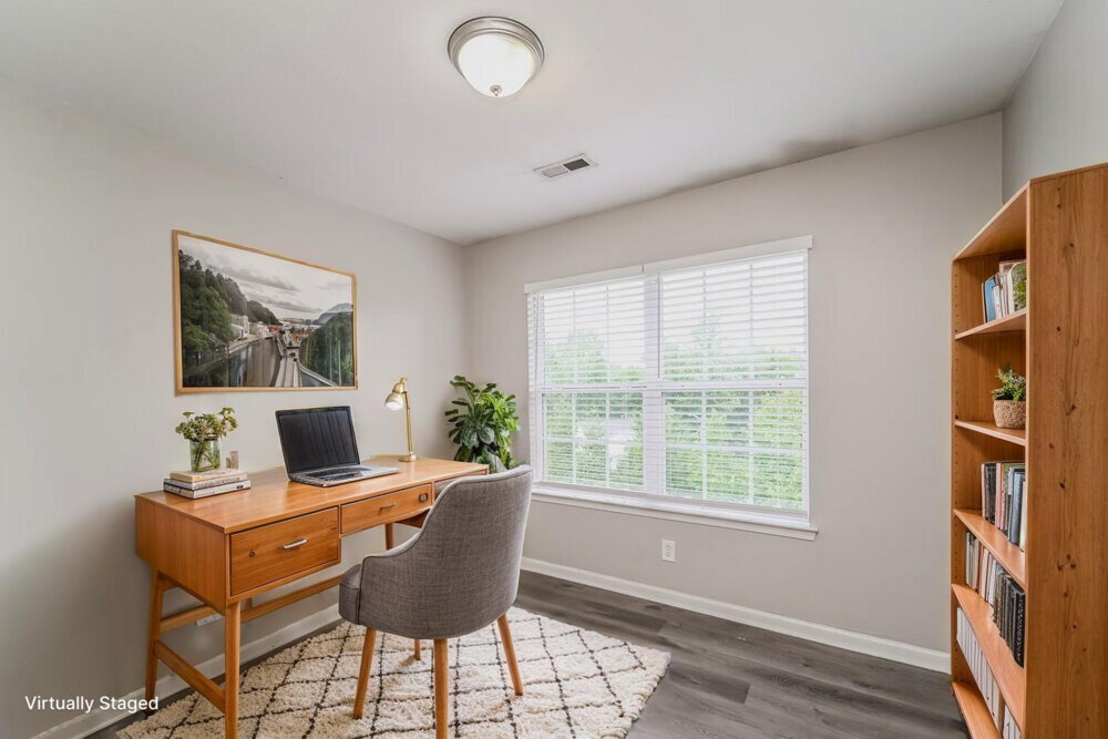 Building Photo - 6913 Seney Dr