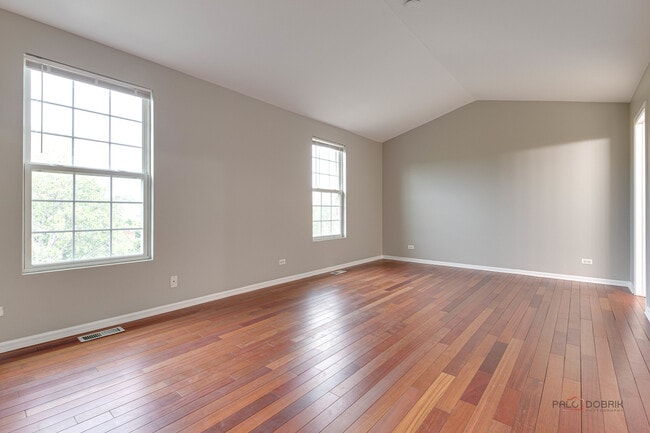 Building Photo - 496 Belvedere Ln