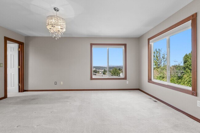 Building Photo - 3Bd/3Ba Seattle House
