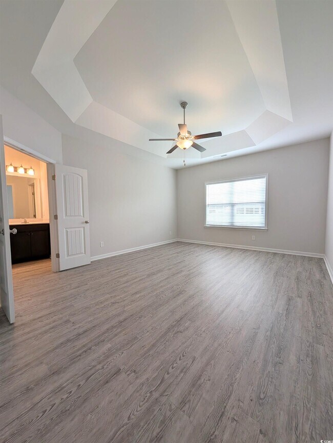 Building Photo - 351 Lakota Lp