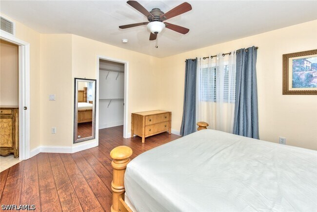 Building Photo - 25161 Killdeer Dr