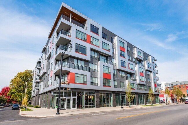 Building Photo - 1454 N High St