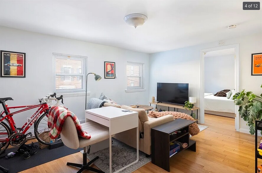 Building Photo - 163 F St