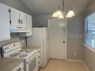 Building Photo - 3212 Cloverplace Dr