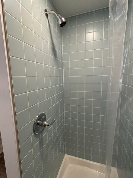 Building Photo - 2631 S Zurich Ct