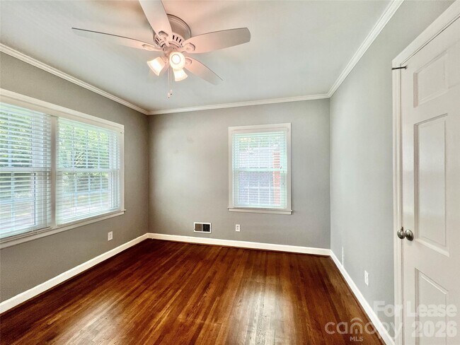 Building Photo - 6840 Newhall Rd