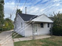 Building Photo - 13681 McKinley-