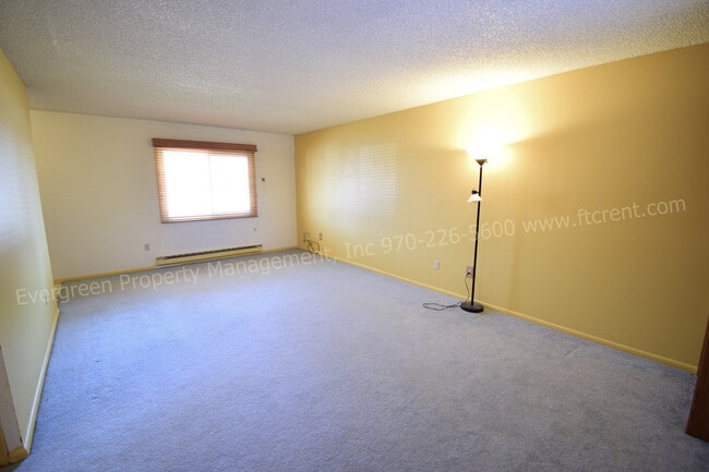 Building Photo - 2030 Pecos Pl