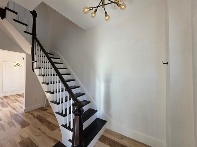 Building Photo - 84 Dudley St