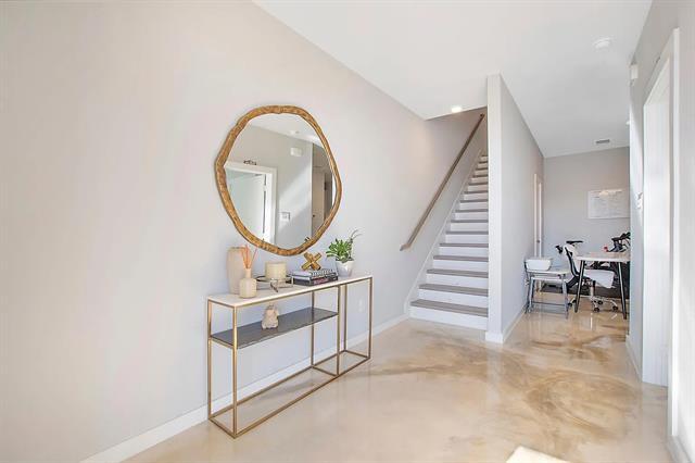 Building Photo - 2214 Rook Dr