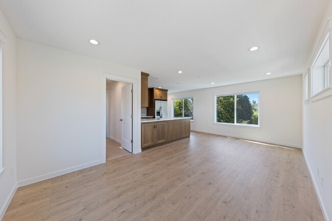 Building Photo - Recently Built 1 Bedroom, 1 Bathroom Home