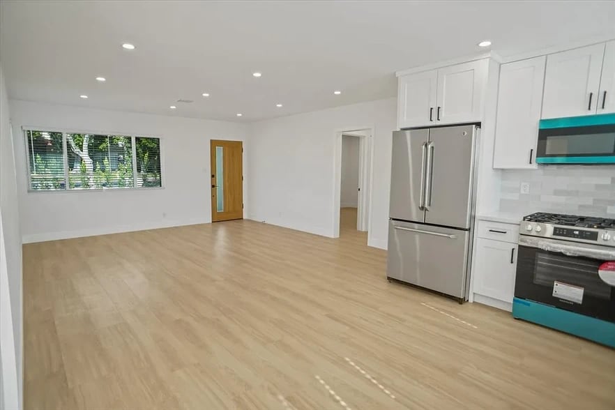 Building Photo - 21330 Lemarsh St