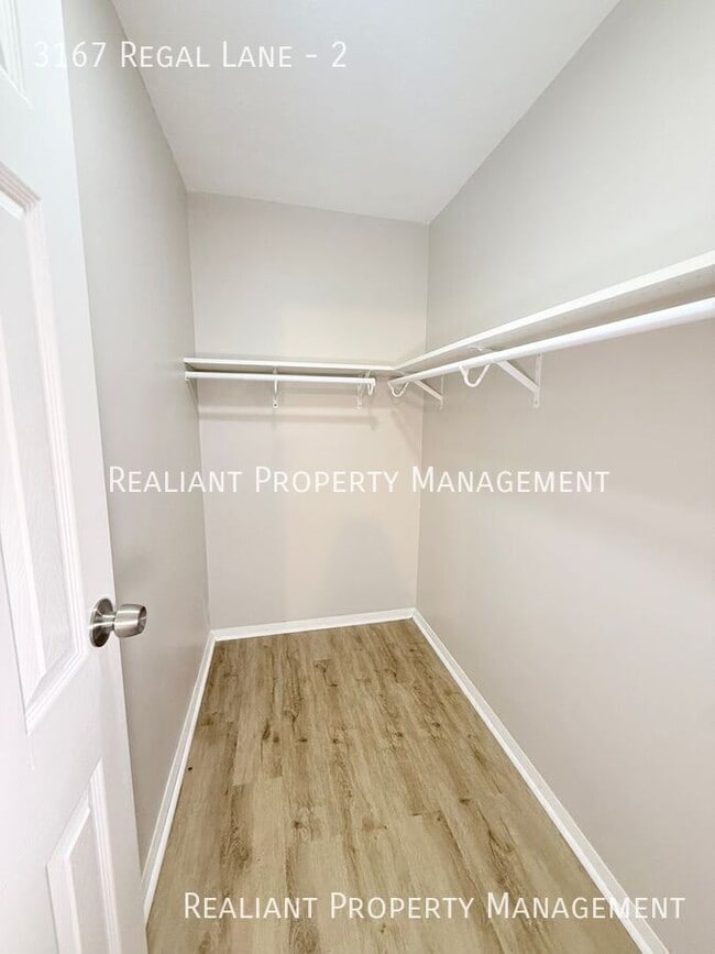 Building Photo - 3167 Regal Ln