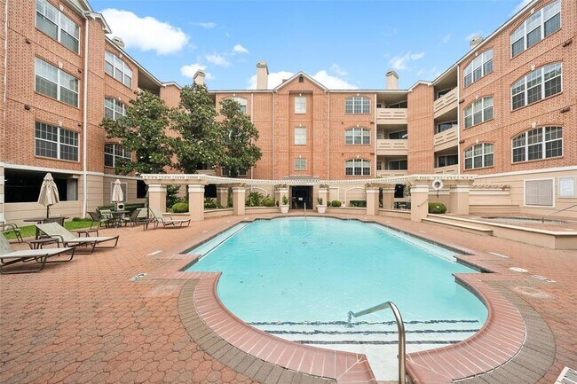 Building Photo - 2111 Welch St
